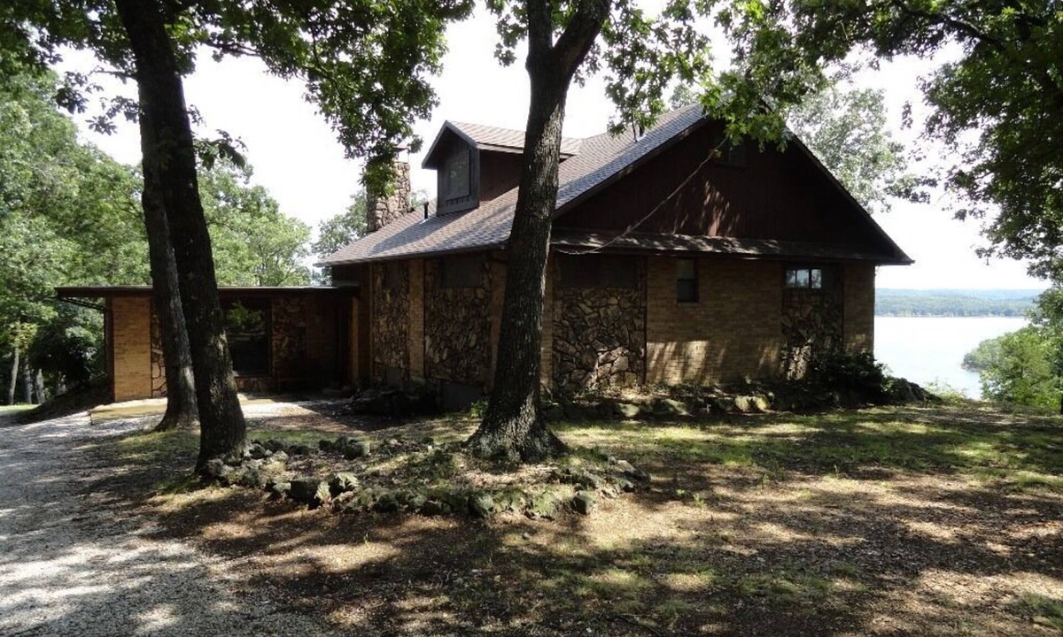 Garfield House | Lands End-Lakefront - Lakefront Huge Lake View On Private 8+ acres.