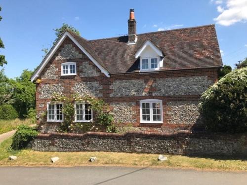Alresford House | Lane End Cottage, Ovington