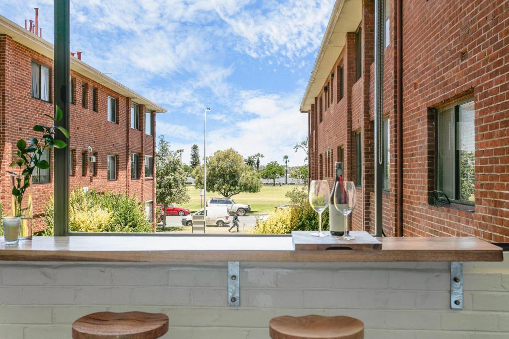 Perth Central Business District Apartment | Langley Park 2BR CBD Character Apt with FREE Parking