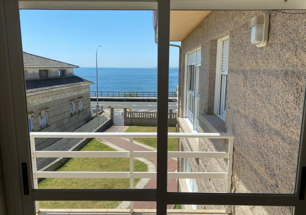 A Lanzada Apartment | LANZADA HOLIDAYS