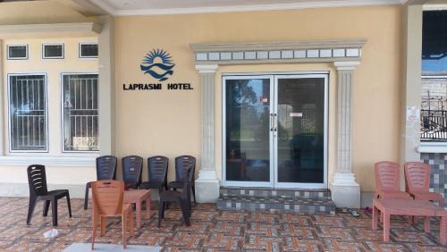 Tomia Island House | LaPrasmi Hotel