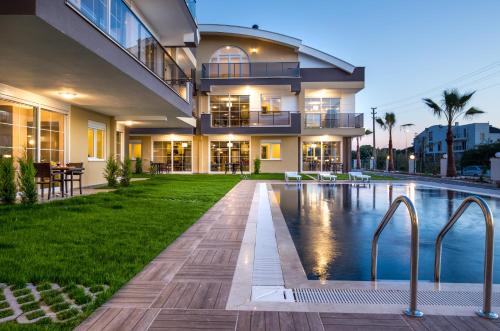 Guzeloba Mahallesi Apartment | Lara Beach Homes