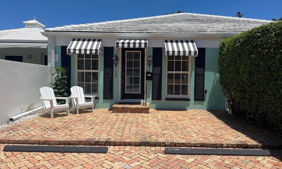 Delray Beach House | Large 2bdr+office+den in IDEAL LOCATION! Short walk to beach AND Atlantic Ave