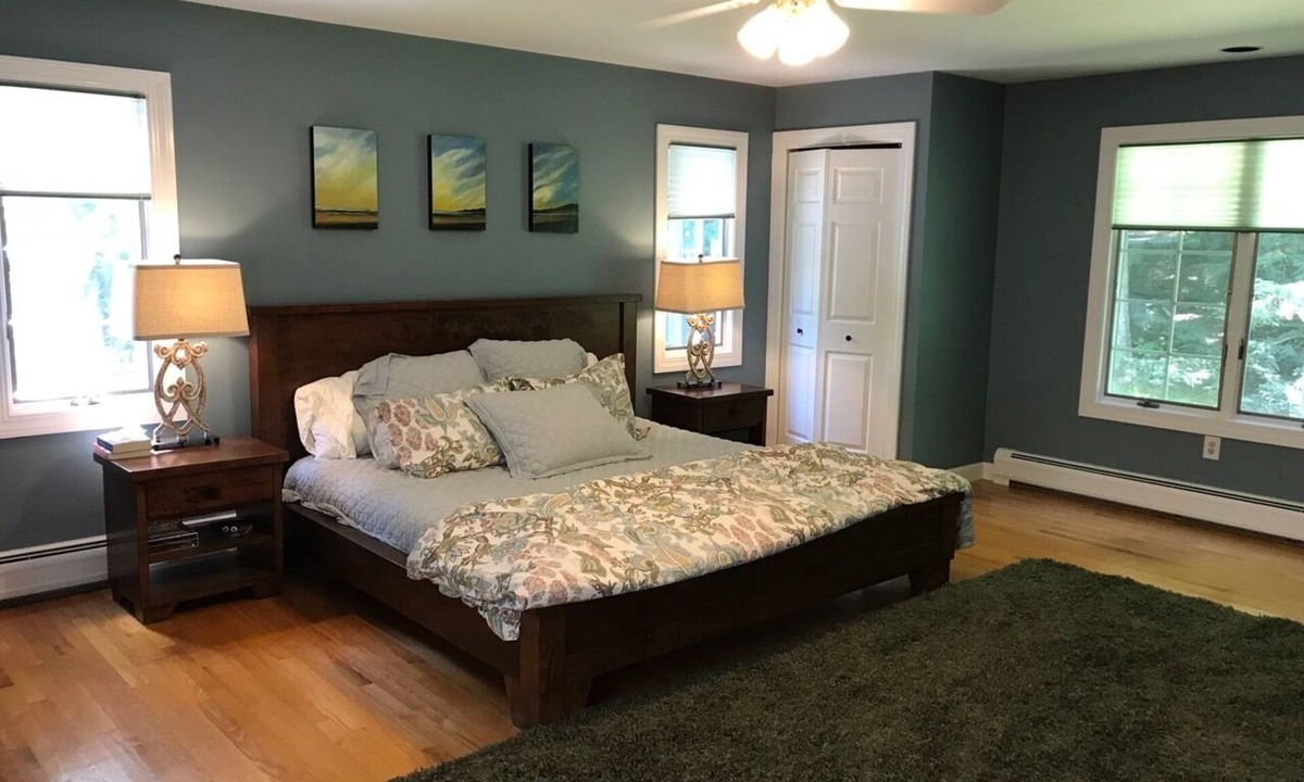Housatonic House | Large 3-bedroom house with WiFi and AC in Great Barrington
