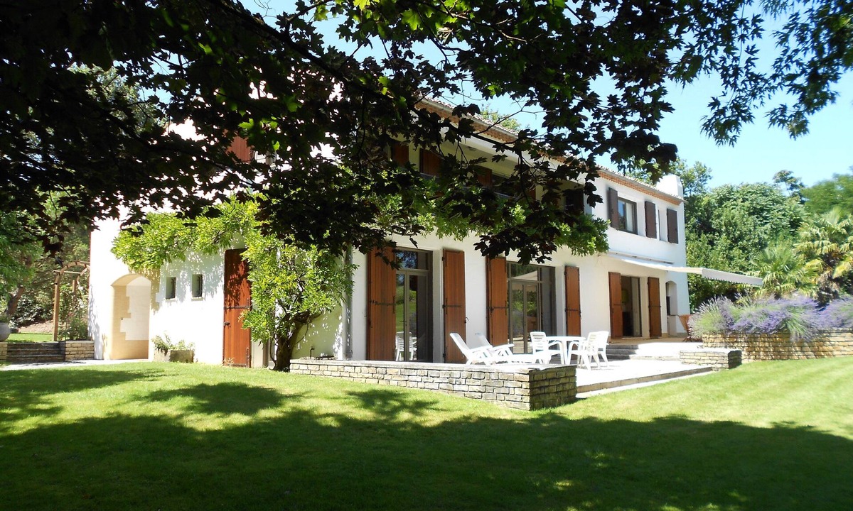 Saint-Georges-de-Didonne Villa | Large and modern villa for 12 to 16 people in Saint-Georges-de-Didonne
