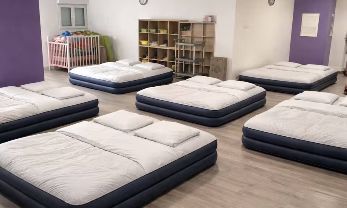 Bretigny-sur-Orge Apartment | Large accommodation (sleeps 26)