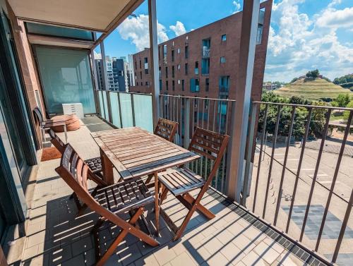 Portello Apartment | Large Apartment with Terrace
