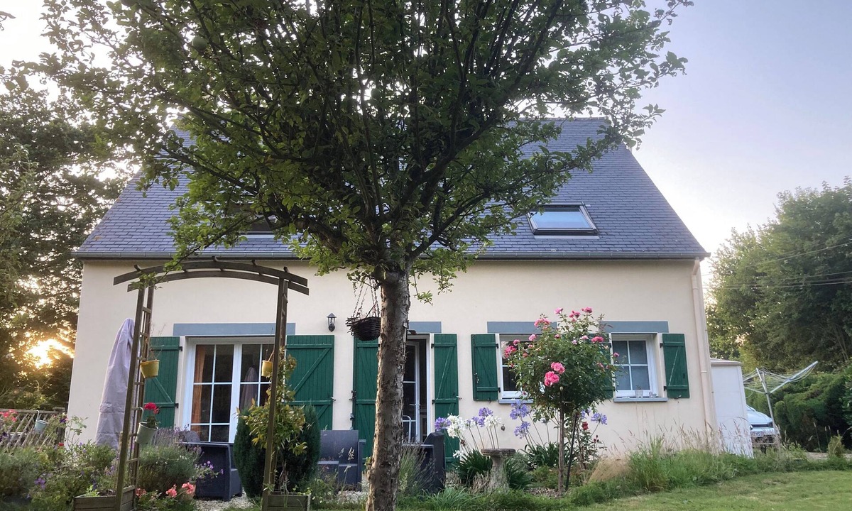 Saint-Andre-des-Eaux House | Large beautiful house and garden set in the heart of a picturesque village
