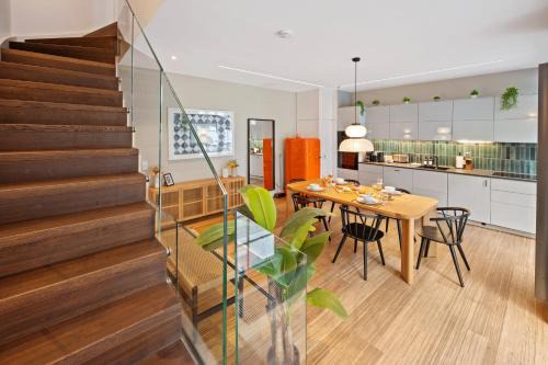 Mitte Apartment | Large, comfortable and luxurious flat in Berlin Center, Prenzlauer Berg