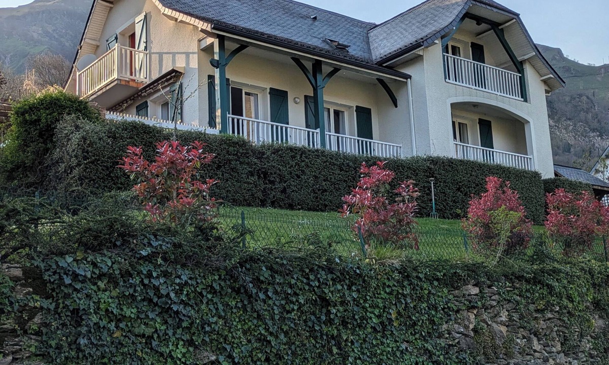 Laruns House | Large, comfortable house with exceptional mountain views