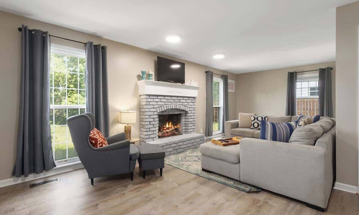 Grandview House | Large Home Great for Families Sleeps 12 FIFA WC 26