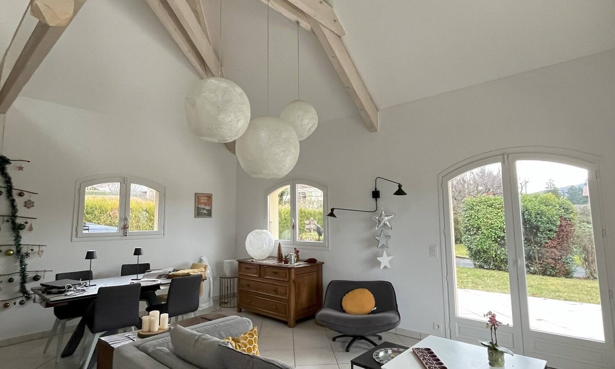 Menthon-Saint-Bernard House | Large house with + view, quiet, large garden, very close to lake and village