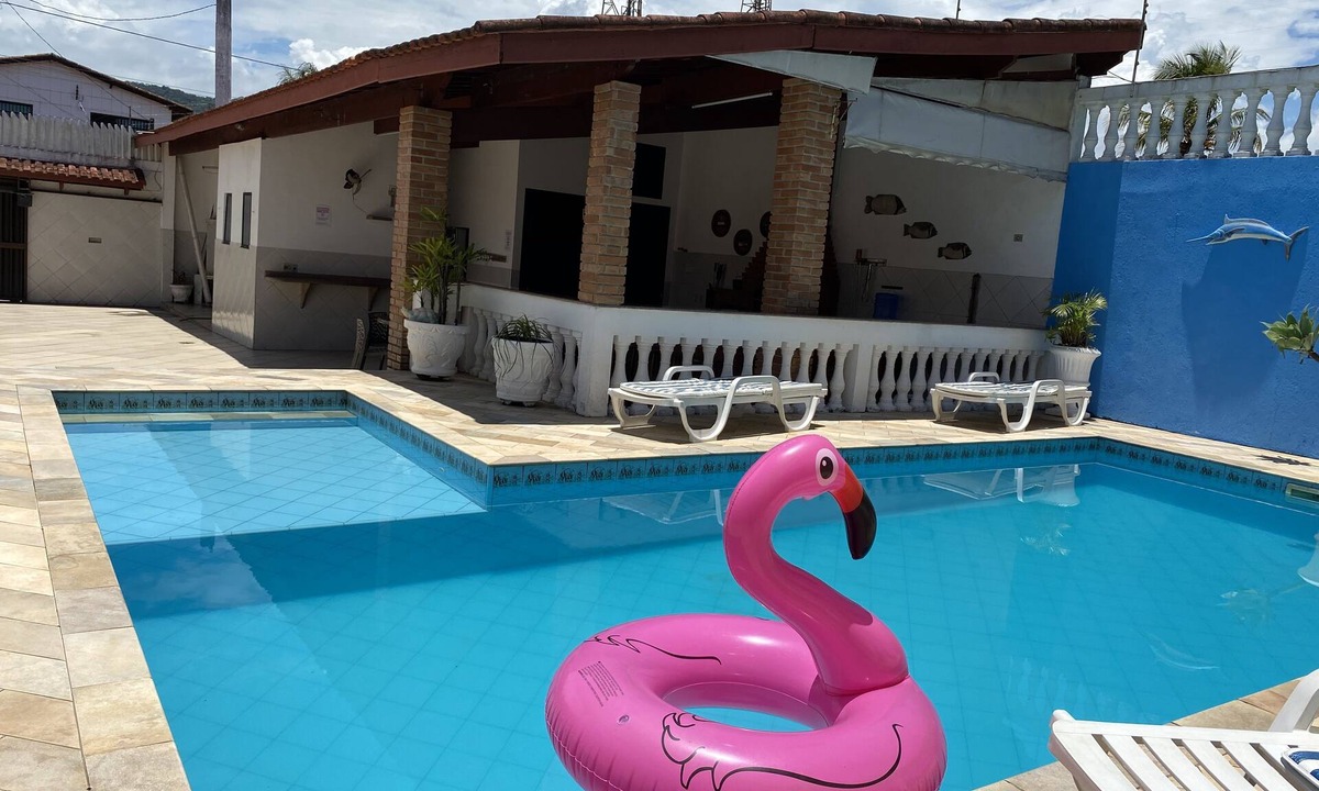 Santa Terezinha House | LARGE HOUSE IN ITANHAEM, 6 BEDROOMS 150 METERS FROM THE BEACH