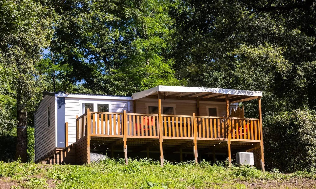 Servies House | Large mobile home 9 32m2-2 bedrooms 5 persons