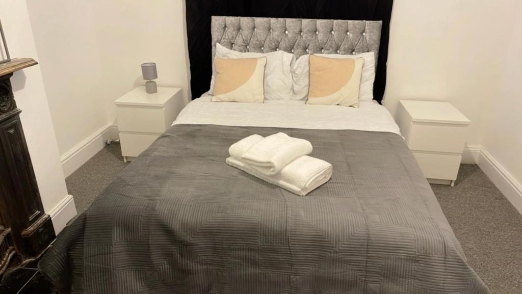 Horfield House | Large Room 2