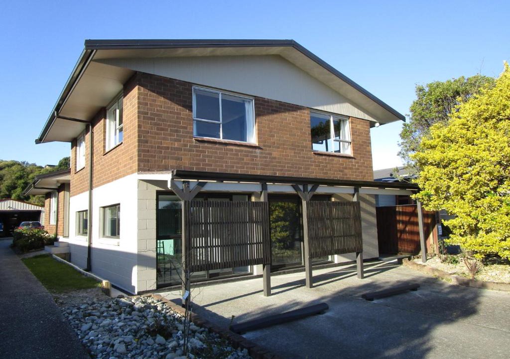 Hokitika House | Large Spacious House