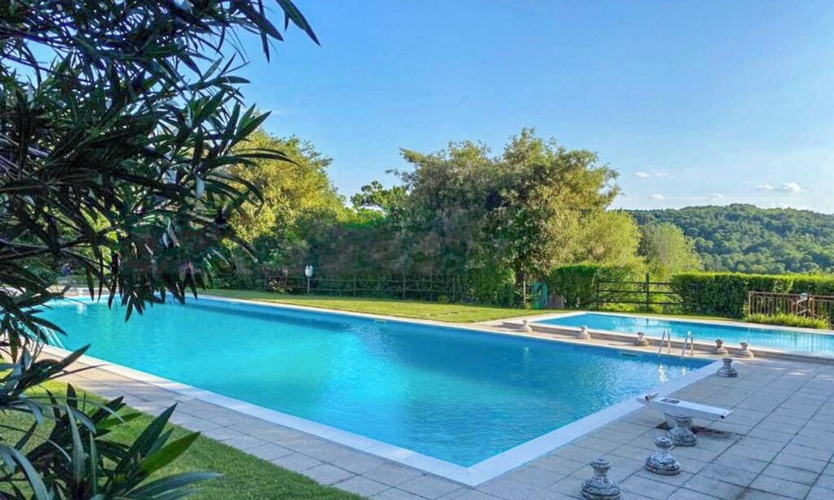 Mirasole Apartment | Large sun terrace, private garden & pool - your stylish time-out on Lake Maggiore