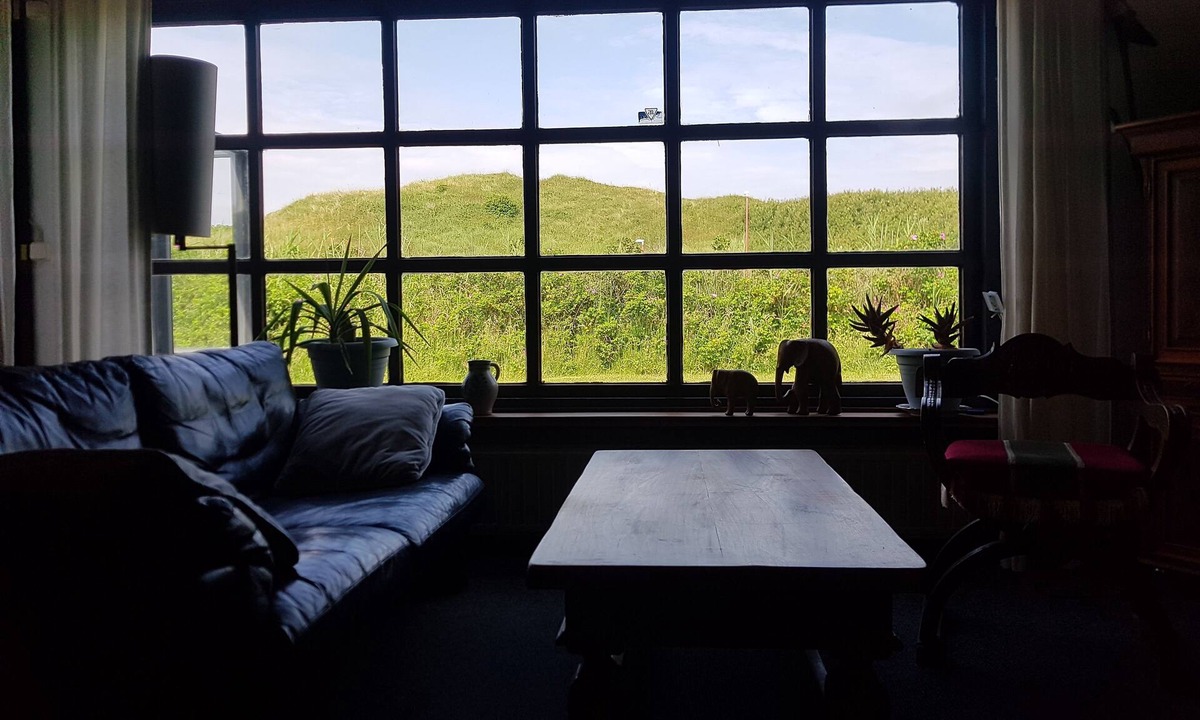 Julianadorp aan zee Villa | Large vacation home right in front of the dunes