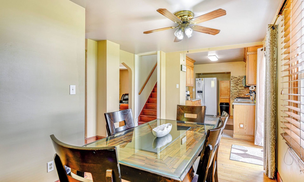 Cheektowaga House | Large Yard | Deck | 20 Min to Highmark Stadium