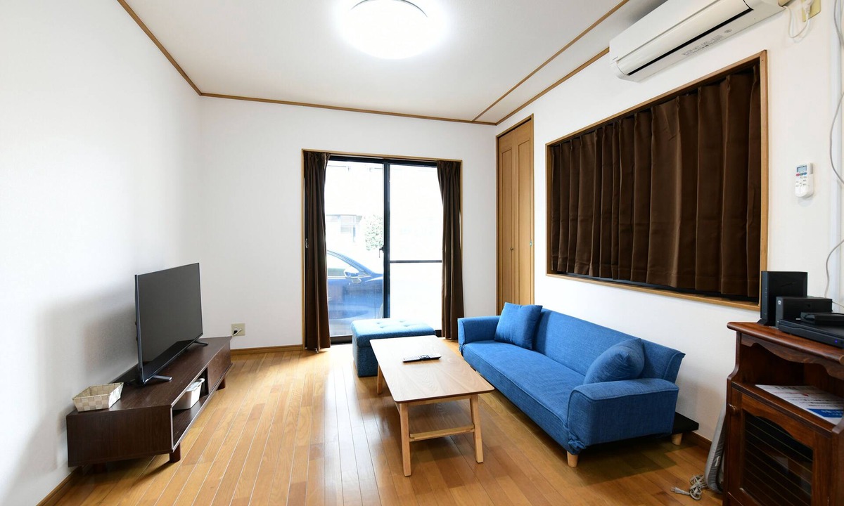 Nakakasai House | Largo