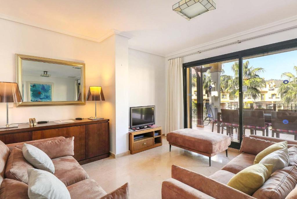 Atamaria House | Las Palmeras Risa