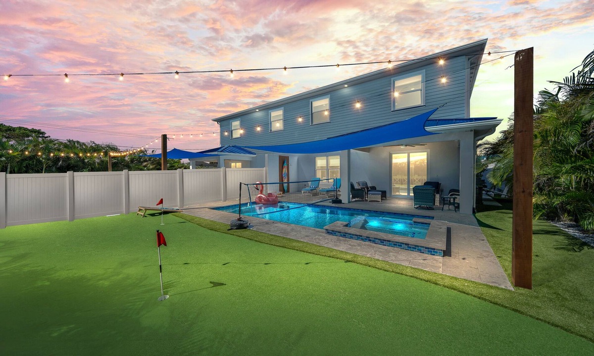 Port Canaveral House | Launch Pad 5/4.5 with En Suites- Beach access