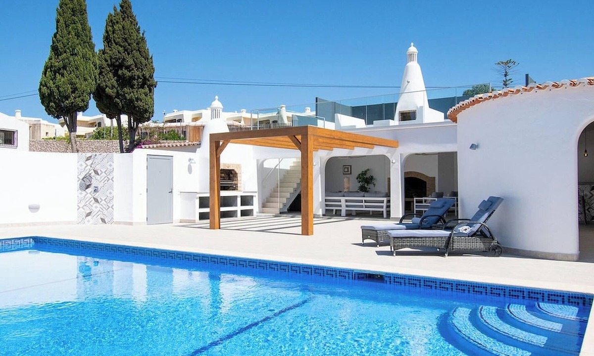 Vale de Covo Villa | Lavanda Magnificent five bedroom villa walking distance of Carvoeiro