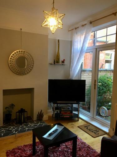 Oadby Apartment | Lavender Apartment