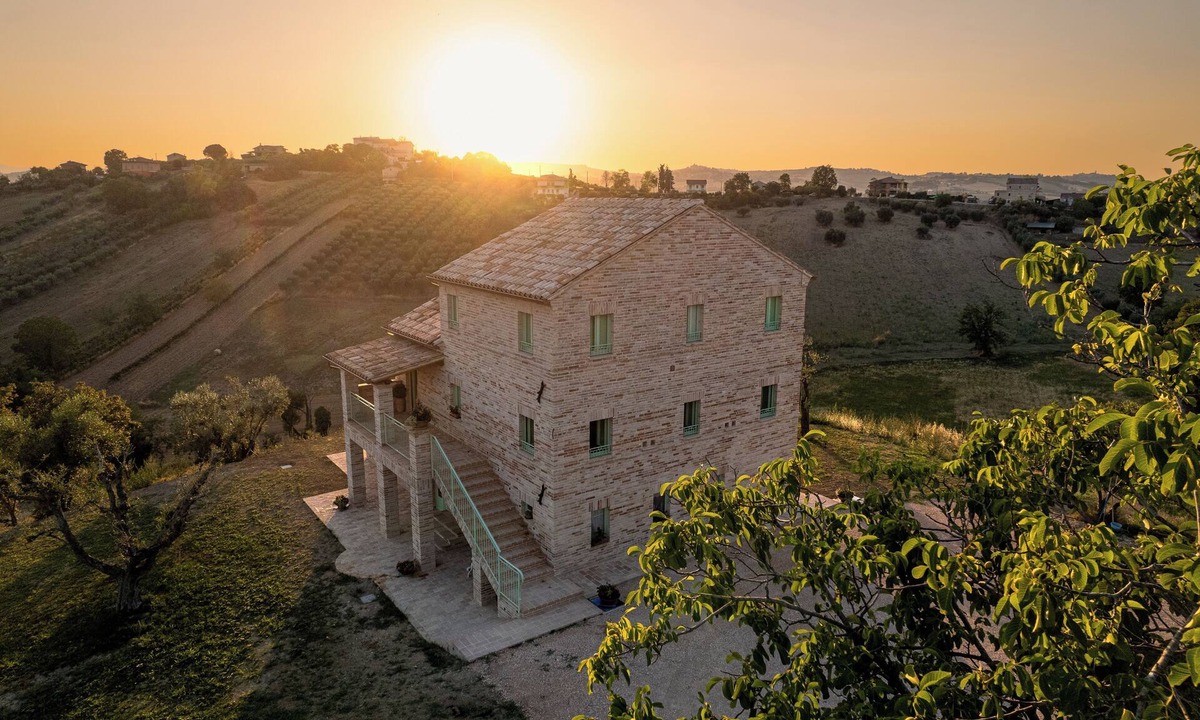 Grottazzolina House | Lavender apartment located at a farmhouse surrounded by nature