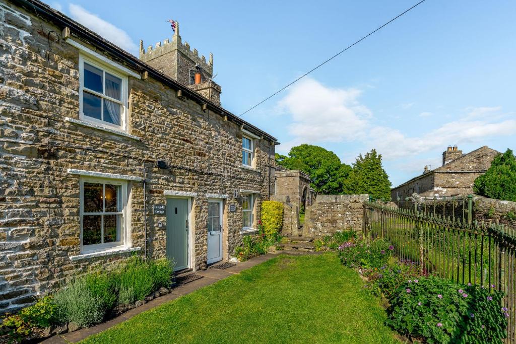 Askrigg House | Lavender Cottage