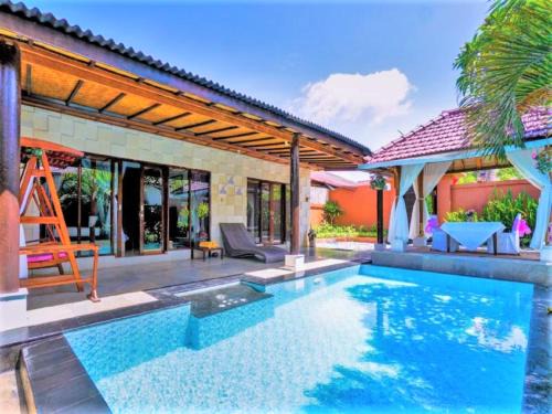Raya Kuta Villa | Lavender Villa & Spa Kuta