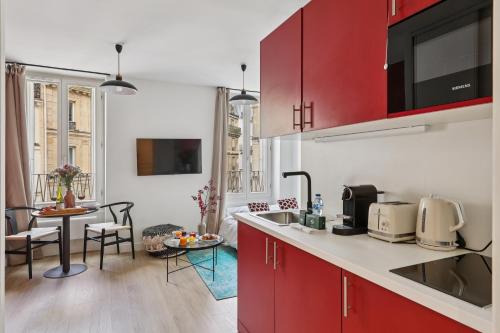 Epinettes Apartment | Lavie Maison - Studio Batignolles & Montmartre