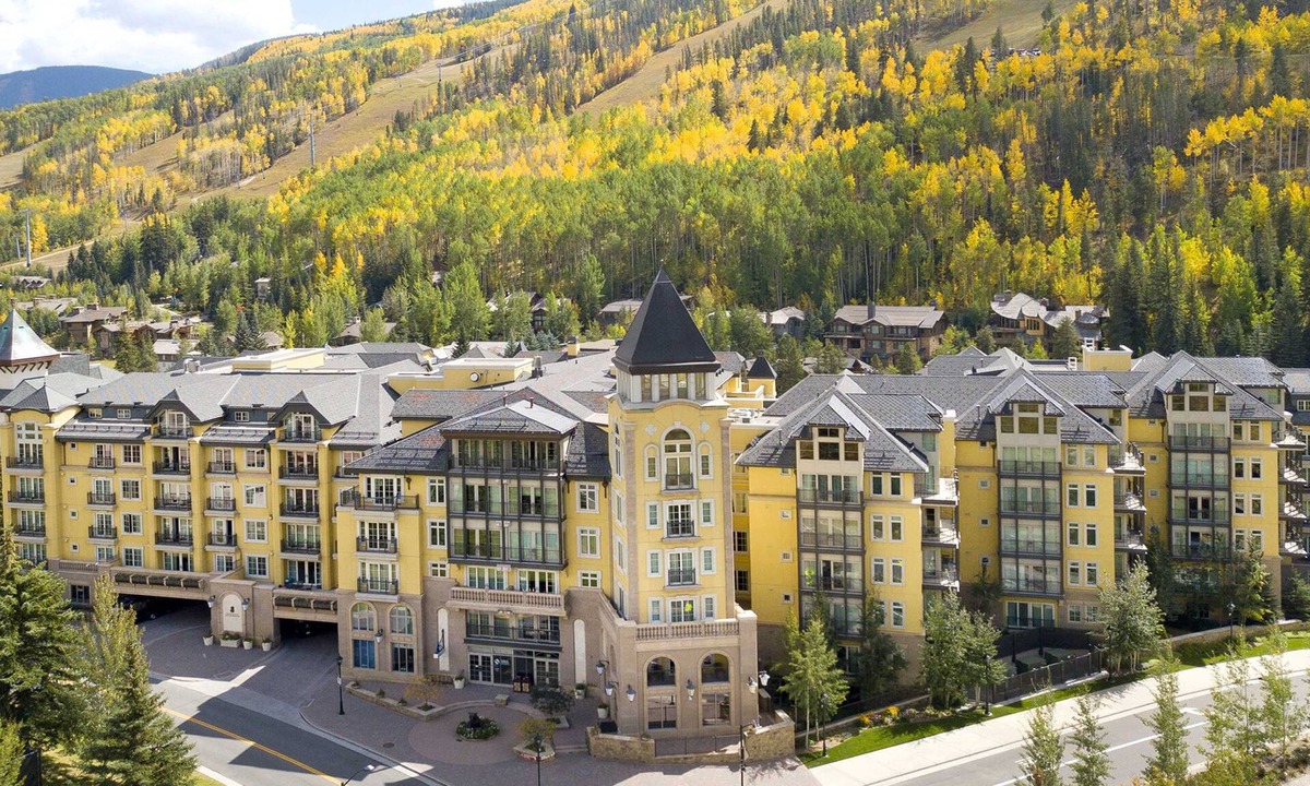 Vail Condo | Lavish Ritz Carlton Residence in Vail! AC, Short Walk to Slopes, Dining