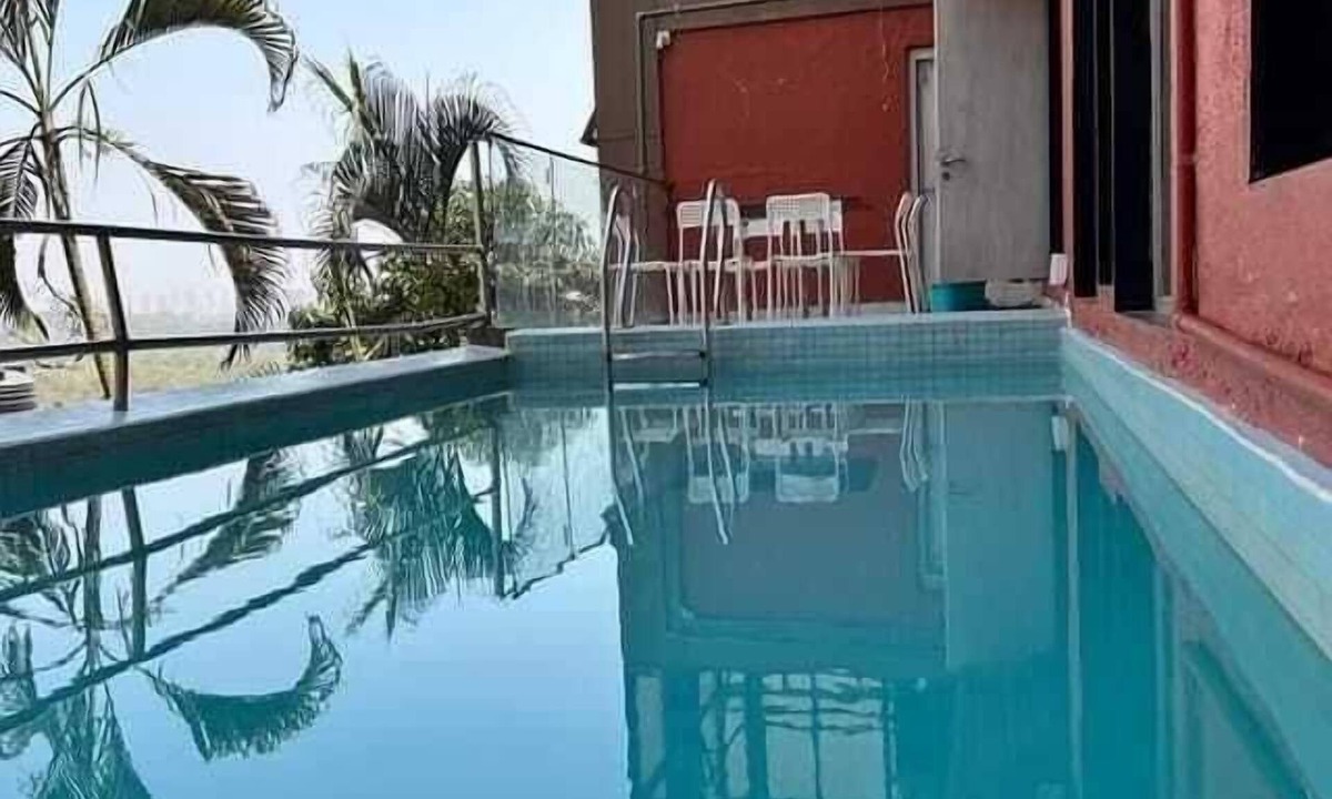 Aarey Colony Villa | Lazy Moose Villa