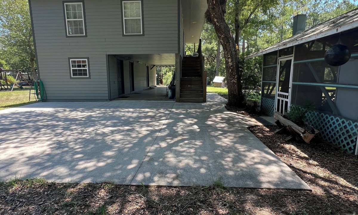 North West Florida House | Lazy River located closely to 30A and Panama City Beach