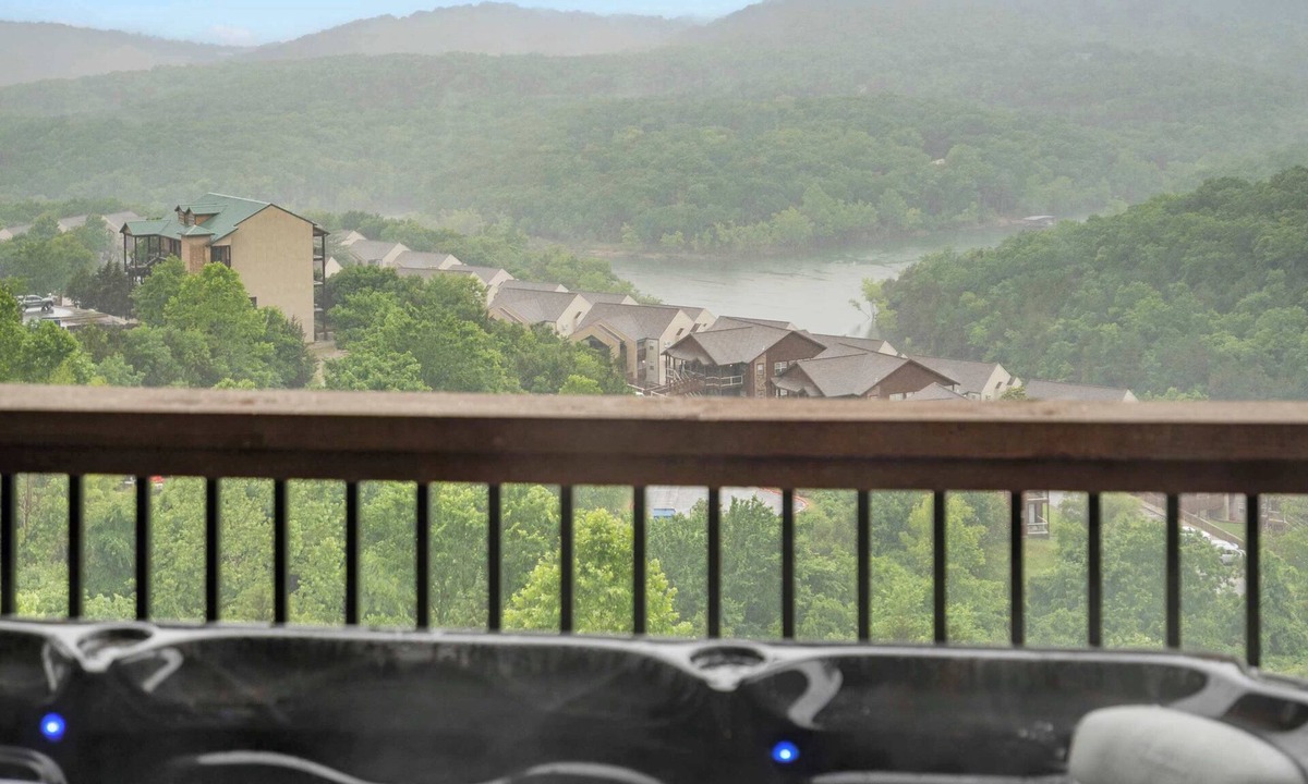 Indian Point House | Ldg 10 Ozark Sunset - Private Hot Tub -Indoor Pool