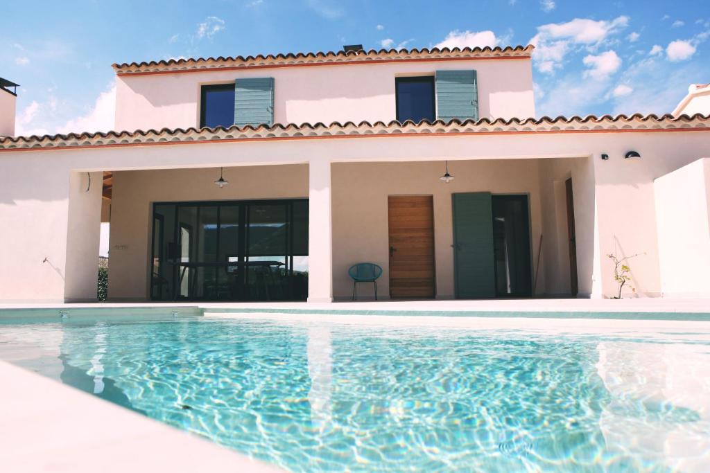 Malaucene House | Le 27