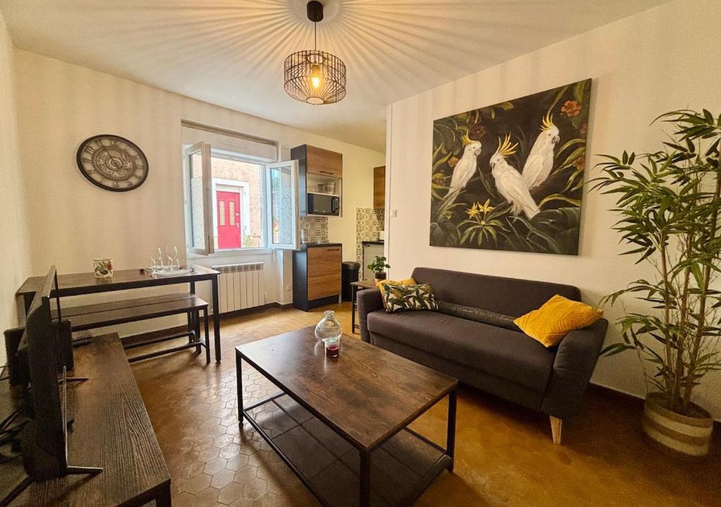 Bourgoin-Jallieu Apartment | Le 29, Proche centre, Netflix