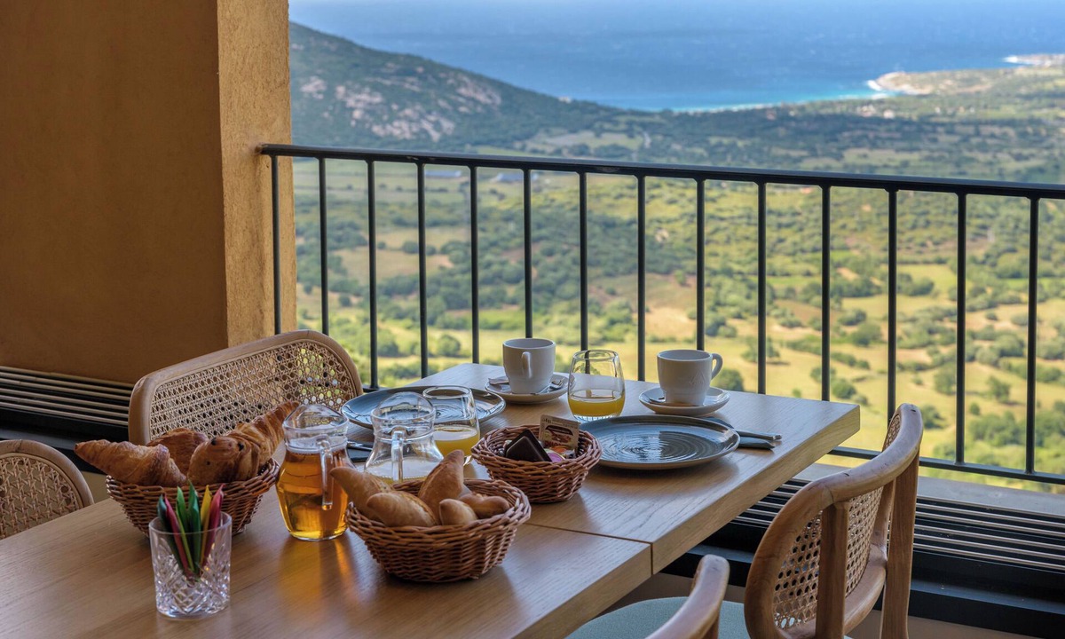 Lavatoggio Hotel | Le Belvedere