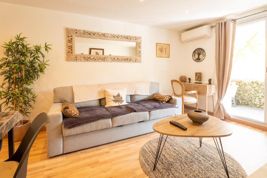 Fabron Apartment | Le Bougainvillier
