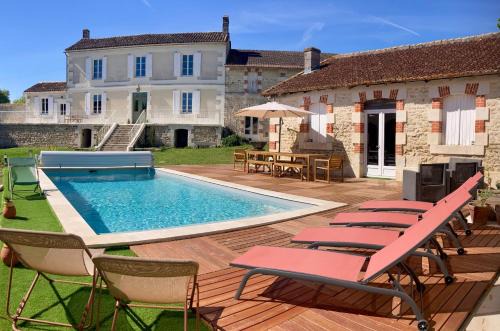 Saint-Saturnin Bed & Breakfast | Le BRISSONNEAU