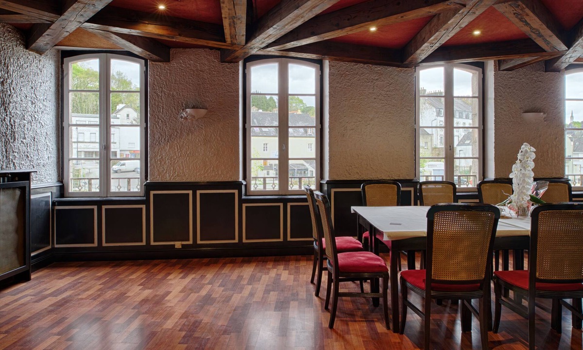 Quimperle Hotel | Le Brizeux
