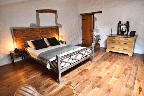 Labeaume House | Le Bruit de l'Eau (Chambre Loft)