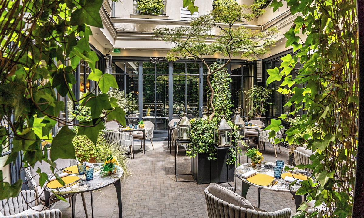 Quartier de la Place-Vendome Hotel | Le Burgundy Paris