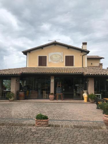 Orciano Pisano House | Le case della baracchina