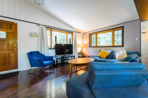St-Adolphe-d'Howard House | Le chaleureux Shack - Spa, lac & Ski