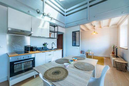 Jacquard - Prefecture Apartment | Le Charles 59 - Studio au coeur de Saint-Étienne
