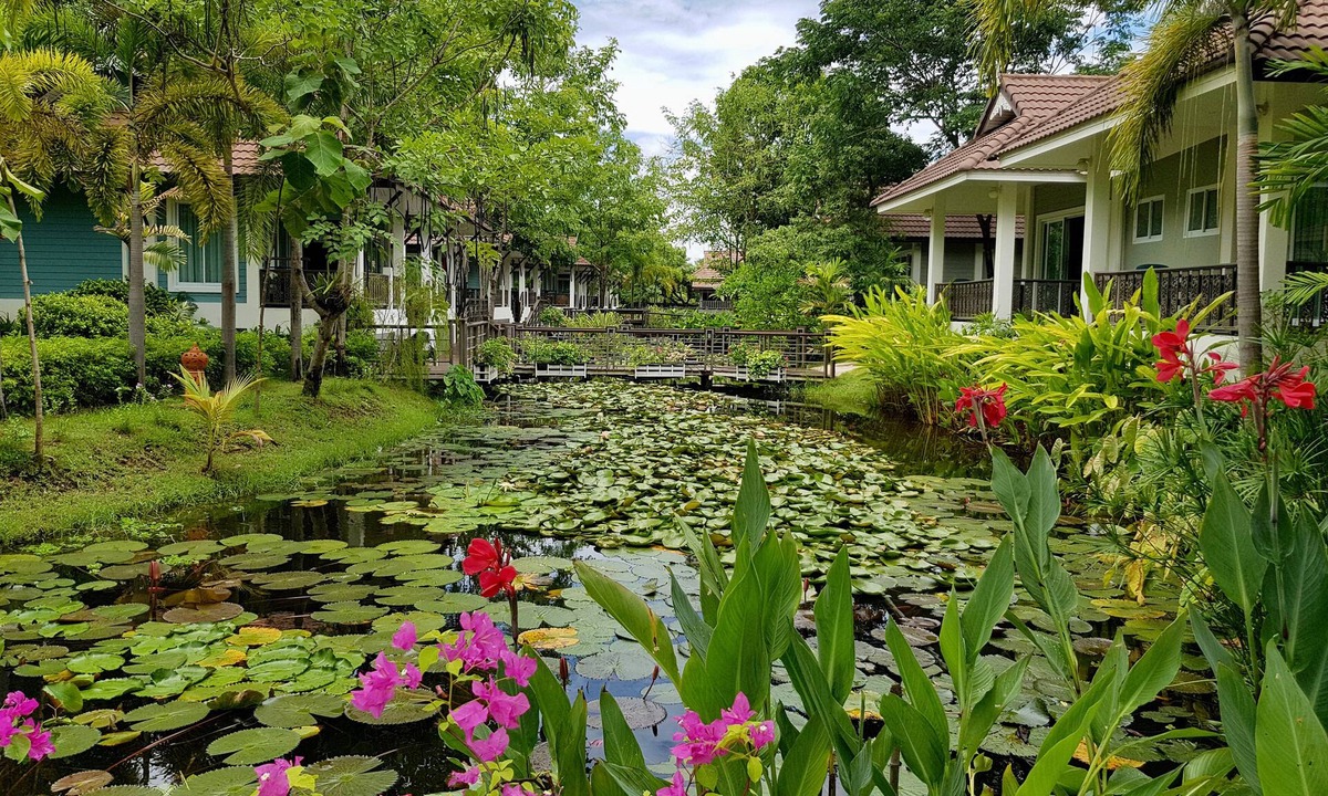 Mueang Kao Resort | Le Charme Sukhothai Historical Park Resort
