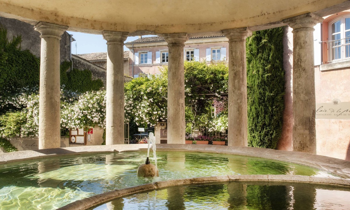 Grignan Hotel | Le Clair de la Plume - Teritoria