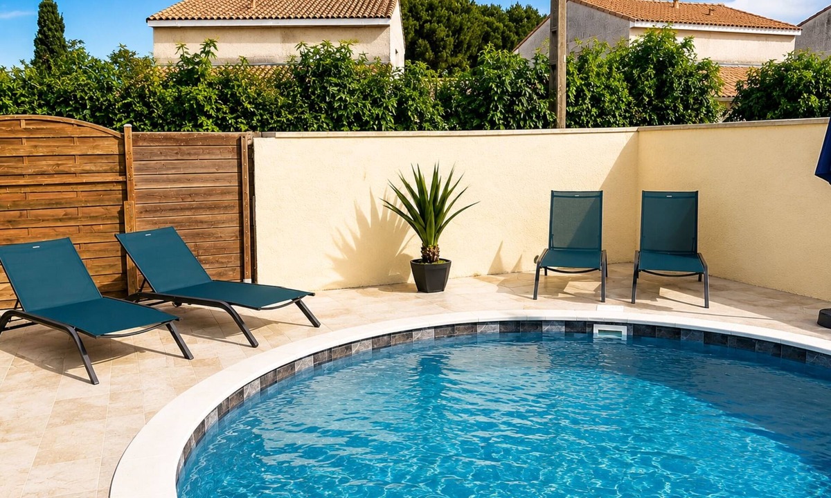 Montelimar Apartment | Le Cocon des Romarins ⭐Large 3-bedroom air-conditioned apartment with swimming pool